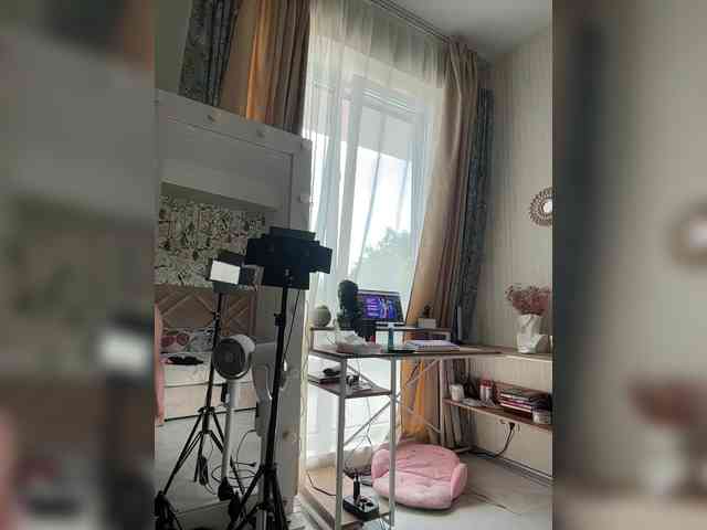 -Saharochek-'s chat room