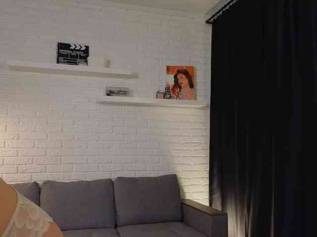 qwwwelbi's chat room