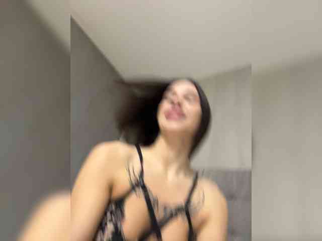 BabyDarii's chat room