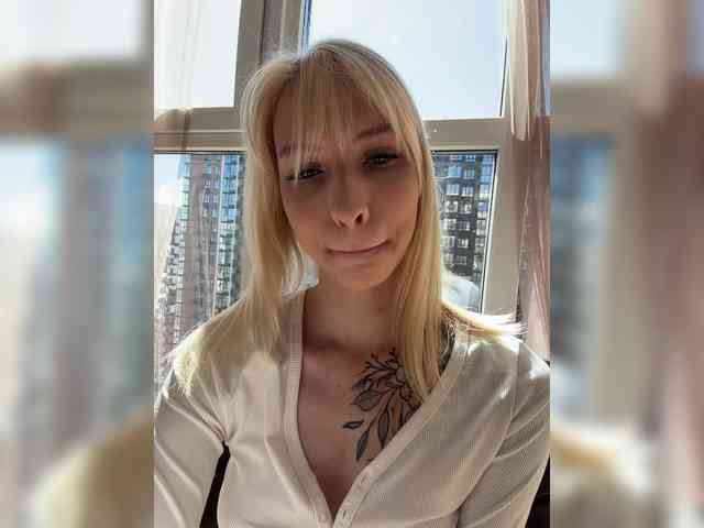 Cristi-Candy's chat room