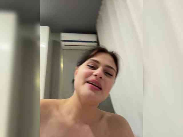 Kris-and-Vanessa's chat room