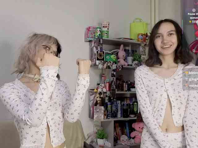 KateMooss's chat room