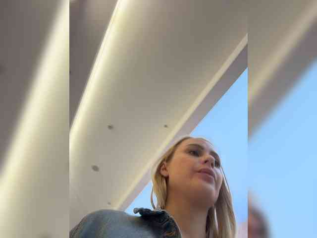 _Katrinka_'s chat room