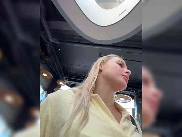 _Katrinka_'s chat room
