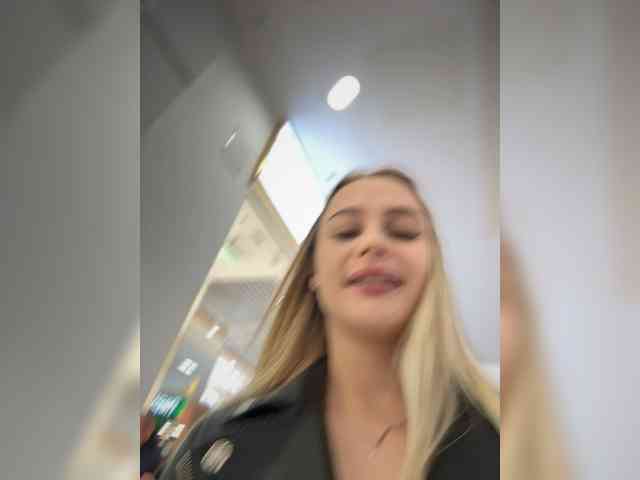 _Katrinka_'s chat room