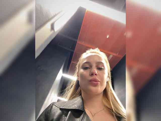 _Katrinka_'s chat room