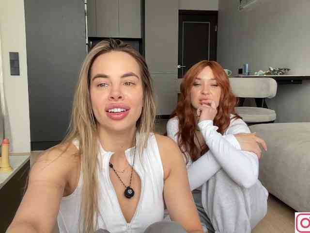 diffgirls1-1's chat room