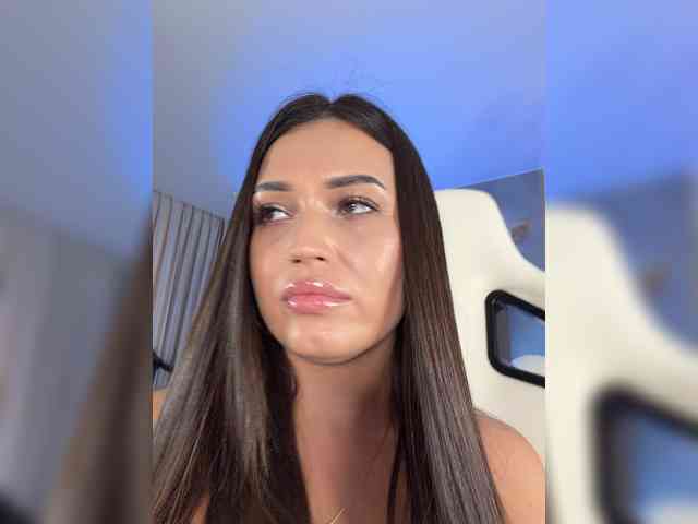 Anutka-chocolatee's chat room