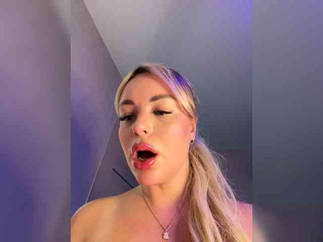 Mila-m's chat room