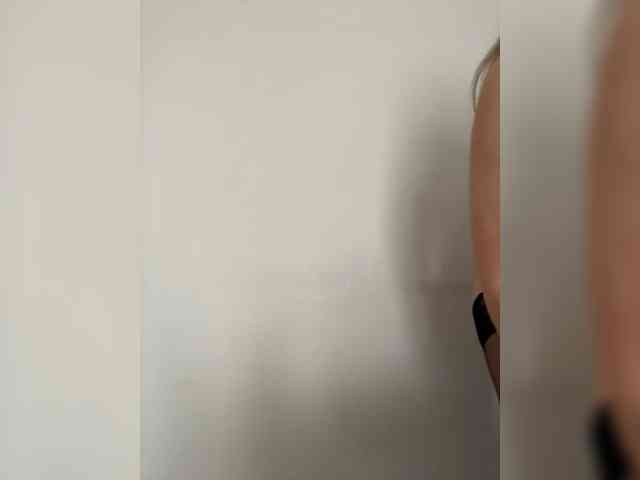 _IBlondy_'s chat room