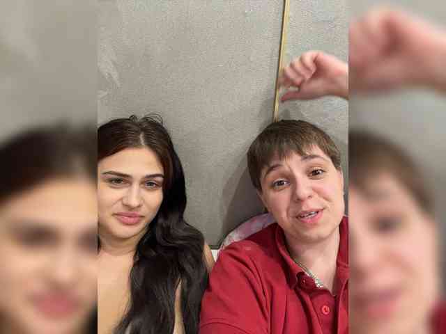 Kris-and-Vanessa's chat room