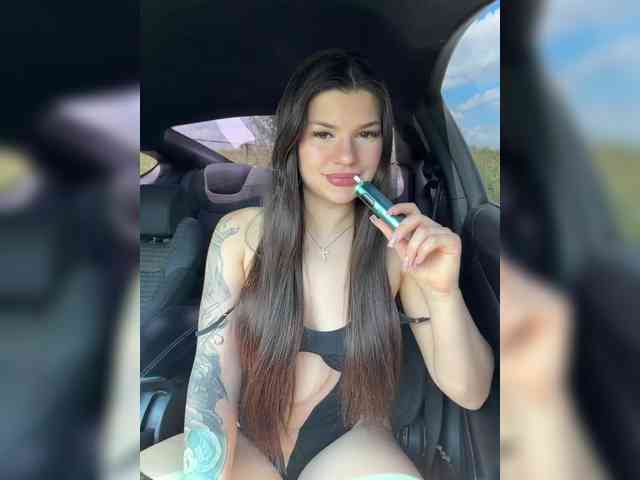 -MaybeBaby-'s chat room