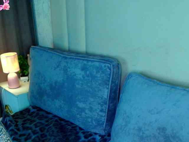 katerine-Monroe's chat room