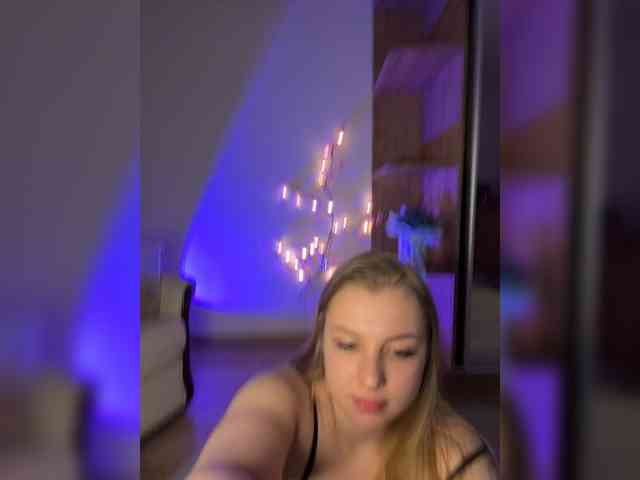 Jucielussie's chat room