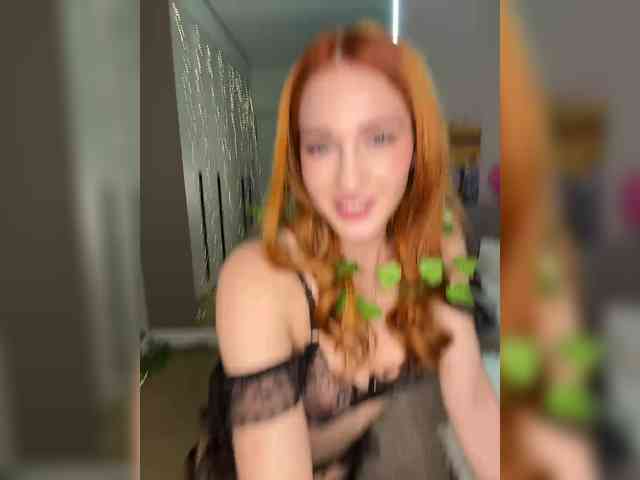 VictoriaBix's chat room
