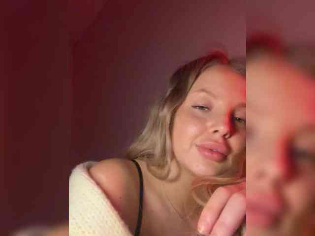 Angelboypussy's chat room