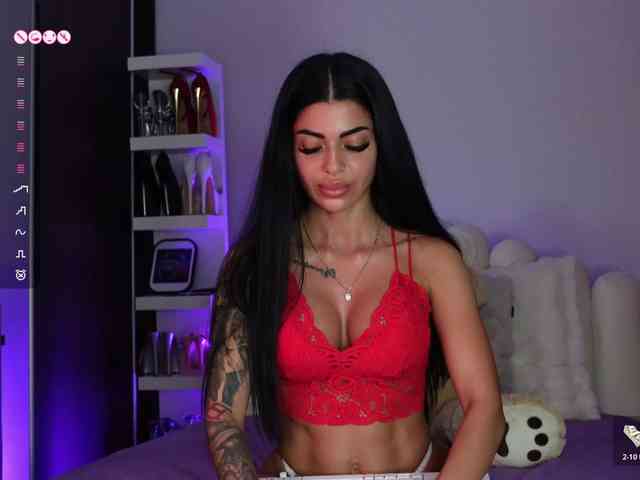 AngelaMyst's chat room