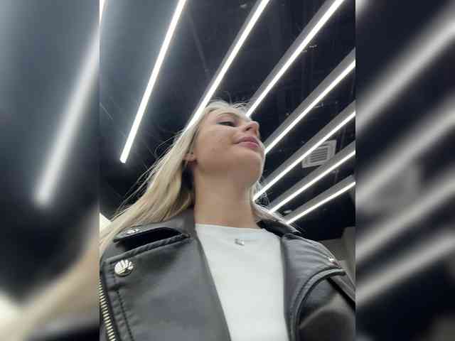 _Katrinka_'s chat room