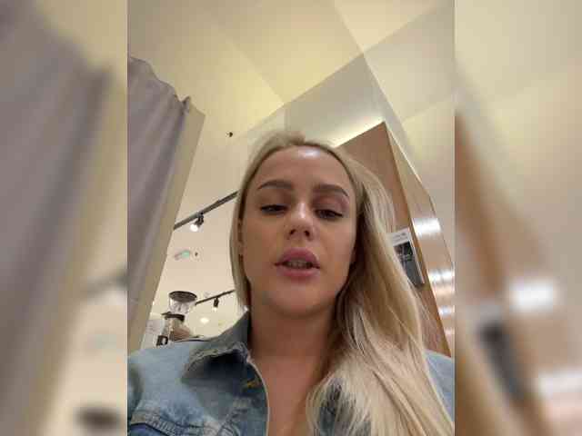 _Katrinka_'s chat room