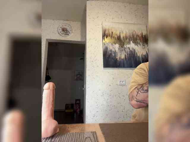 ANNviKING's chat room