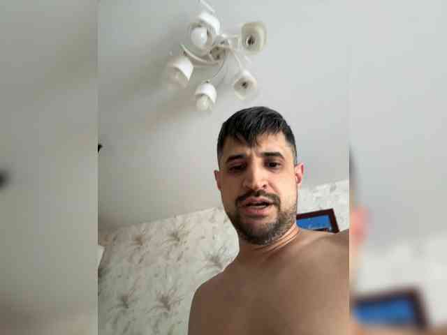 VIP17CoupleDream's chat room