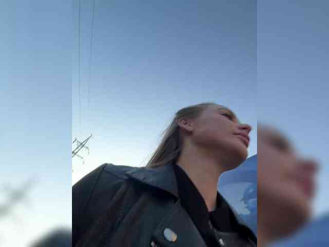 _Katrinka_'s chat room