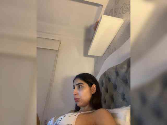 SallyeLeins's chat room