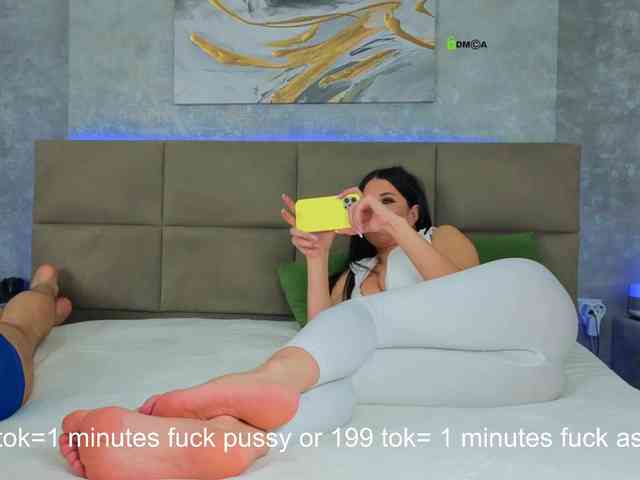 -Criss__Alex-__'s chat room