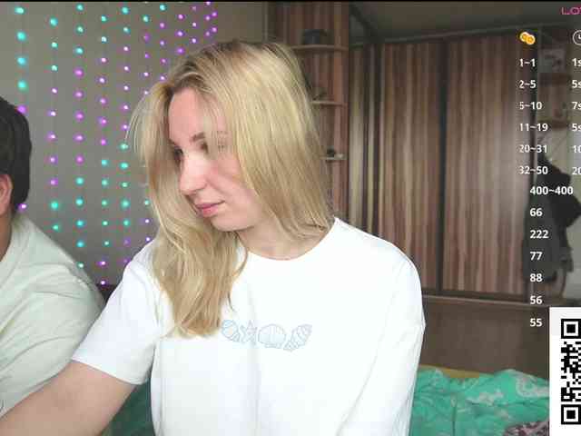 llolilove's chat room