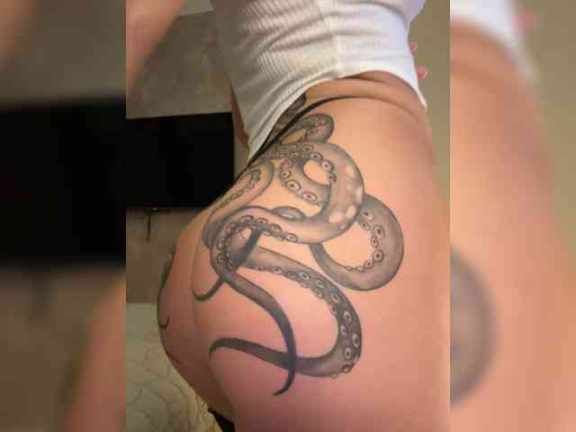 BonnieMur's chat room