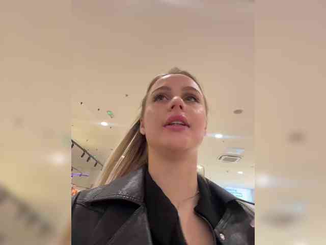 _Katrinka_'s chat room