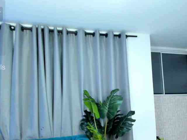 Evil-Giirls's chat room