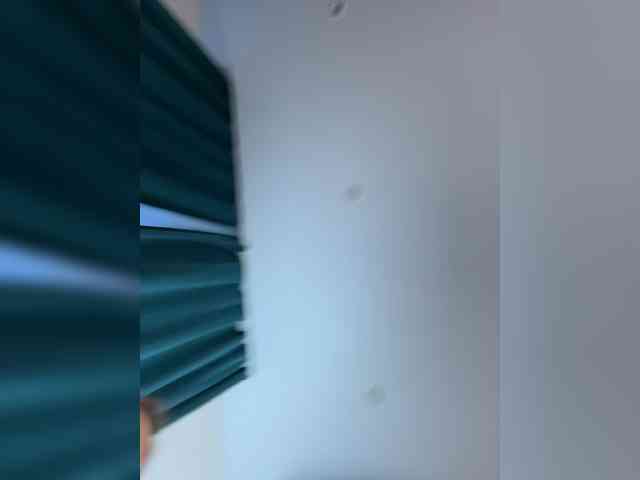 _Ellidi_'s chat room