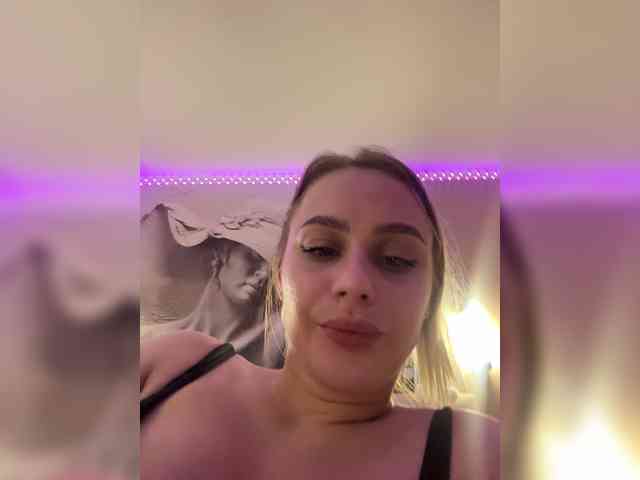 _Katrinka_'s chat room