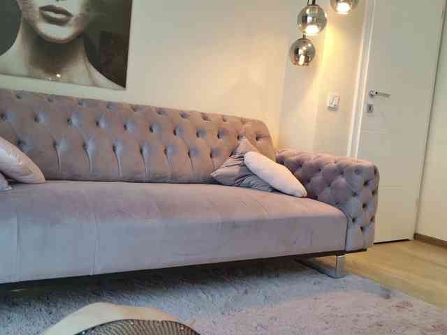 LennaGodess's chat room