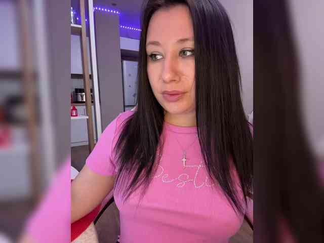 -Lune's chat room