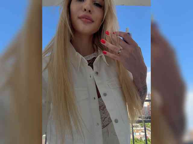 Cristi-Candy's chat room