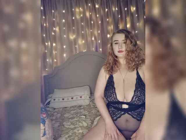 Her-Girl's chat room