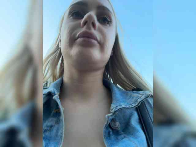 _Katrinka_'s chat room