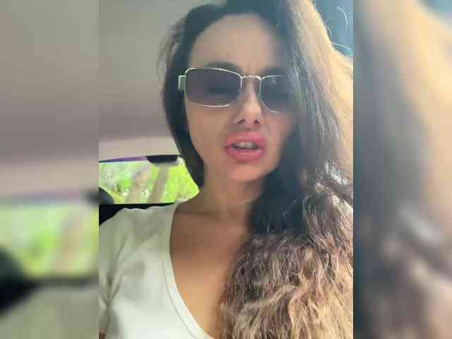 Dikiy_Angel's chat room