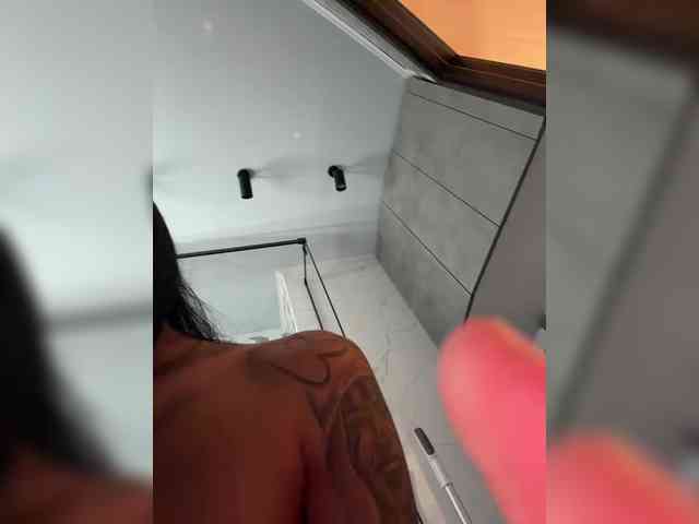 chicanogirl's chat room