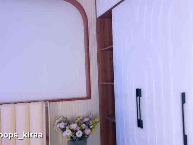 Oops_kiraa's chat room