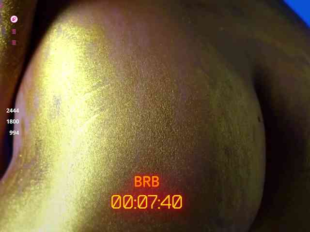 _Lady_M_'s chat room