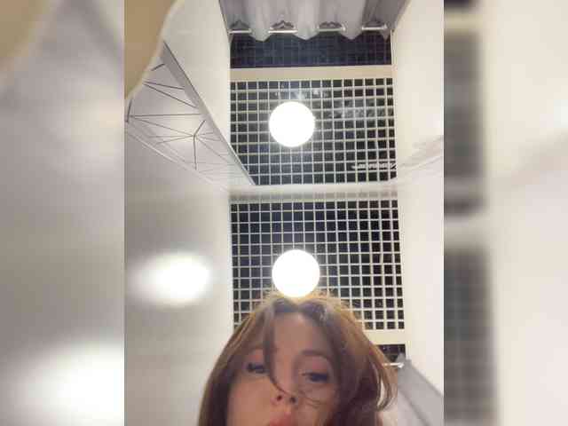 OlivkaVif's chat room