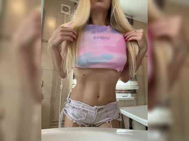 -Riviera-'s chat room