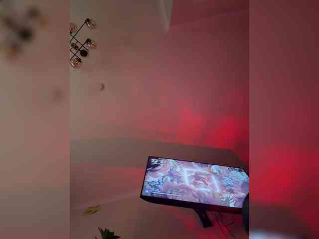 Stiflers_mom's chat room