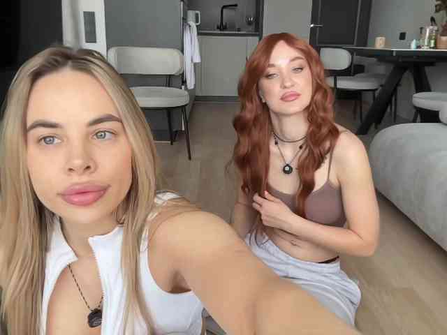 diffgirls1-1's chat room
