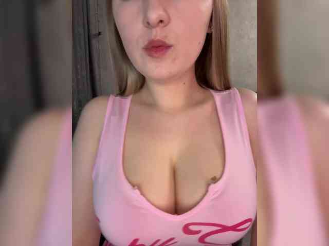 AlinaRay's chat room