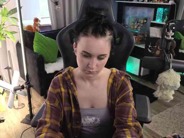 Kira_Li_Lime's chat room