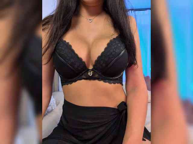 -LanaRay-'s chat room